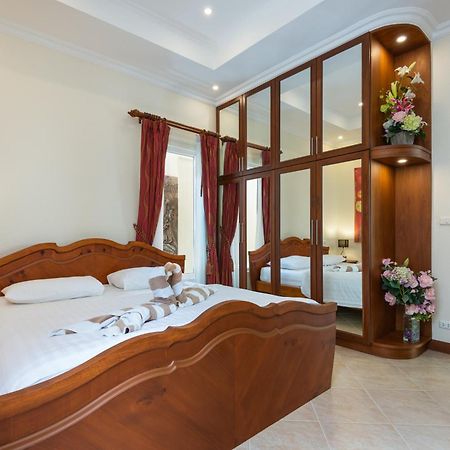 Village Austria Luxury Pool Villas Pattaya Exterior foto