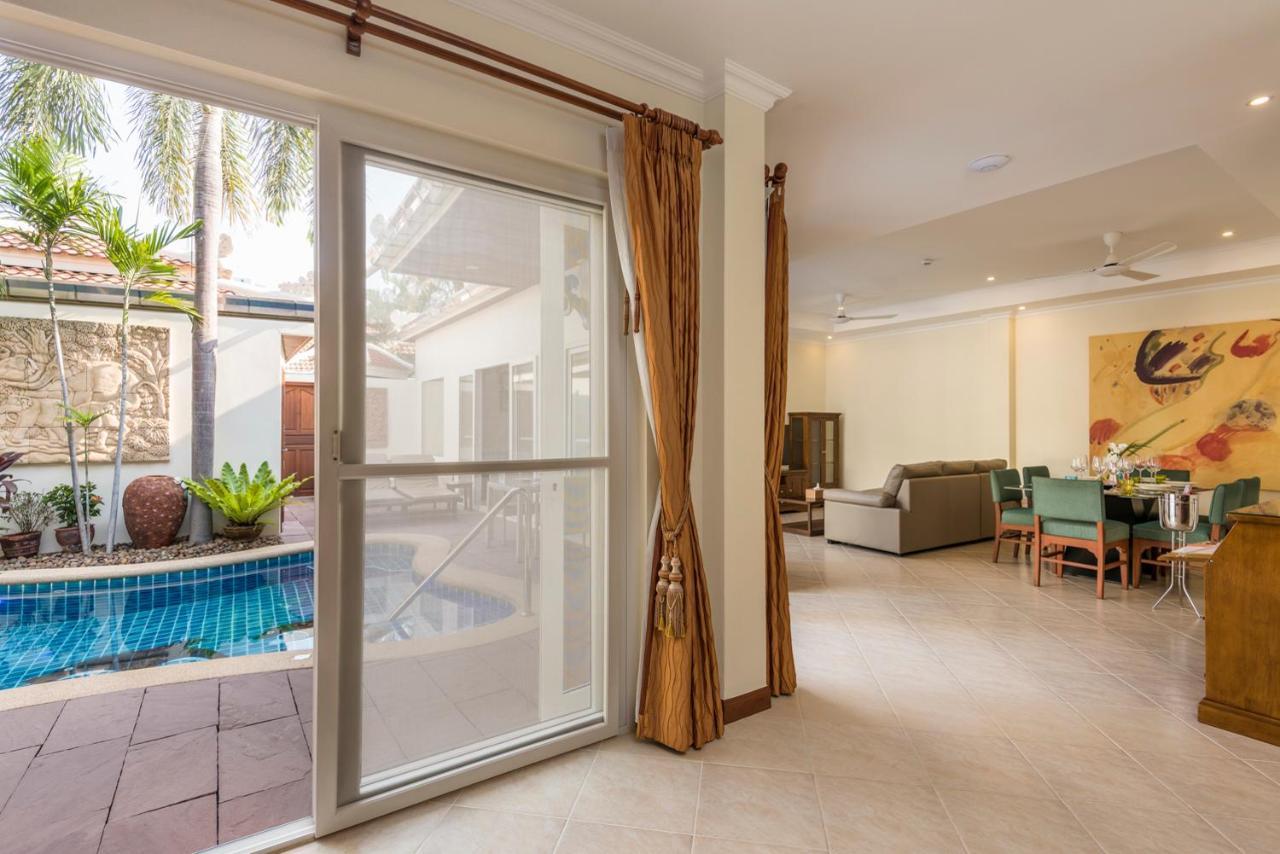 Village Austria Luxury Pool Villas Pattaya Exterior foto