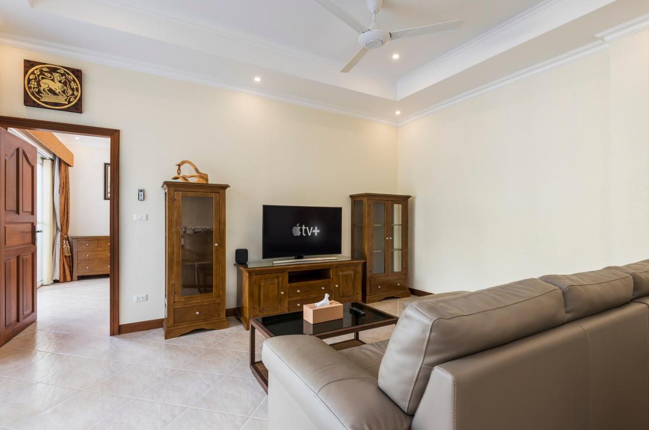 Village Austria Luxury Pool Villas Pattaya Exterior foto