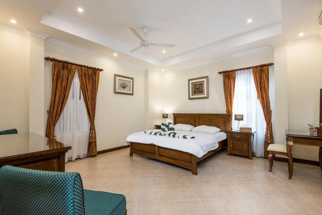 Village Austria Luxury Pool Villas Pattaya Exterior foto