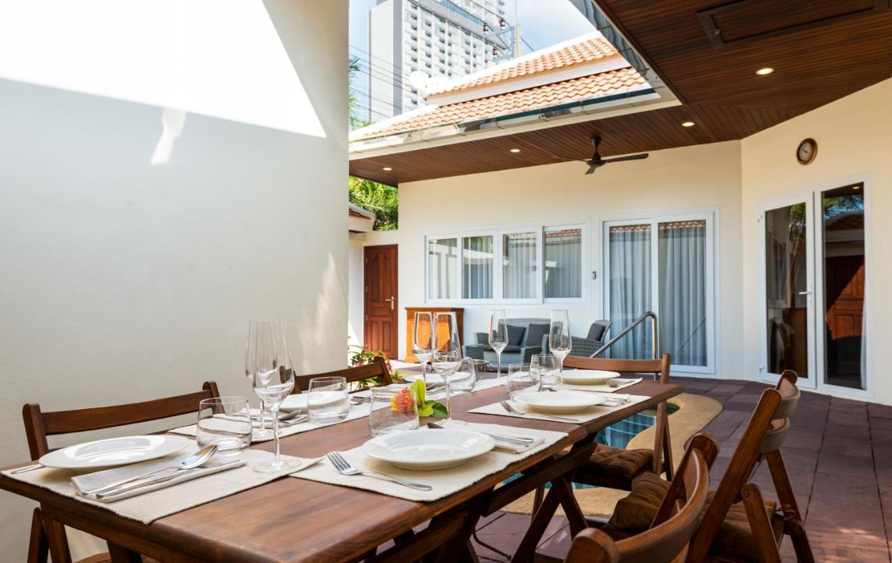Village Austria Luxury Pool Villas Pattaya Exterior foto